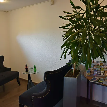 Contact Le Seino Marin - Elbeuf Rouen 2* Клеон