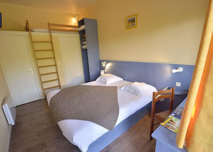 Contact Le Seino Marin - Elbeuf Rouen 2*