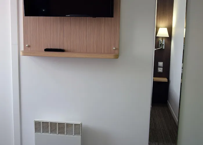 Contact Le Seino Marin - Elbeuf Rouen 2* Cleon