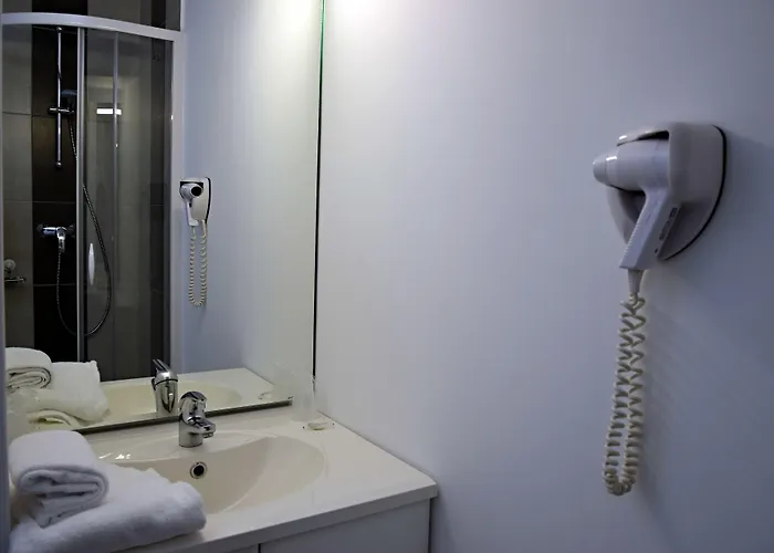 Contact Le Seino Marin - Elbeuf Rouen Hotel 2*