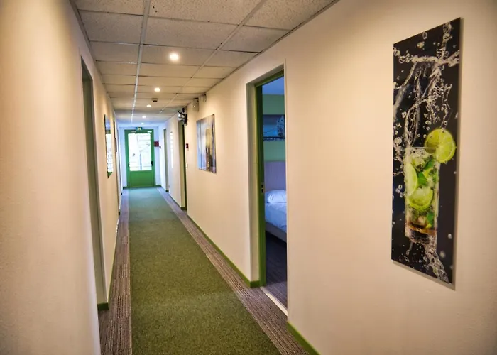 Contact Le Seino Marin - Elbeuf Rouen 2* Cleon